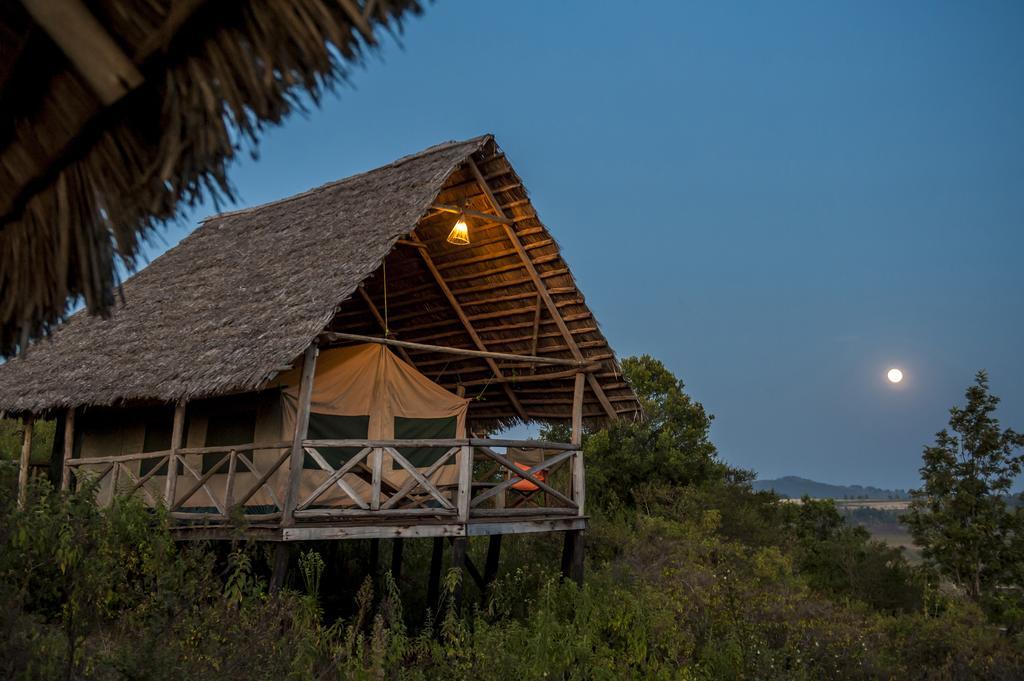 Rhotia Valley Tented Lodge And Children'S Homeカラトゥ エクステリア 写真